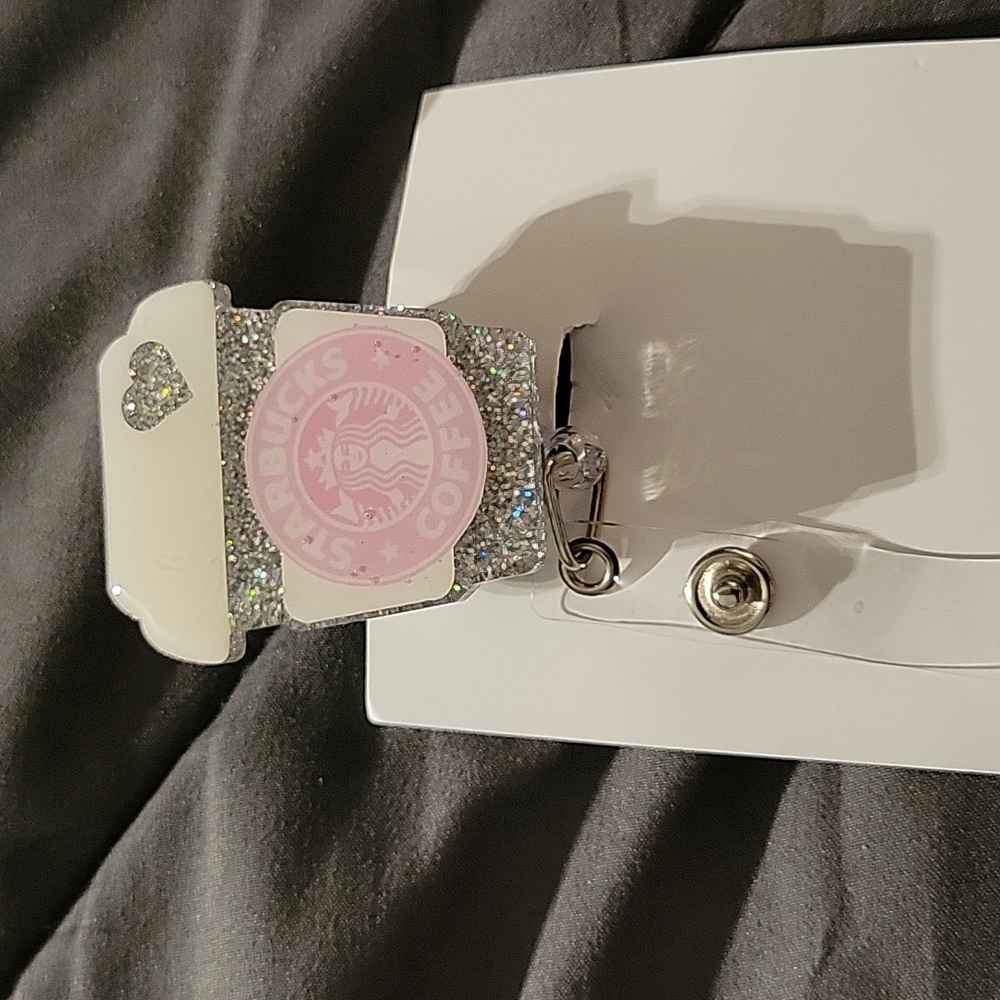Badge reel